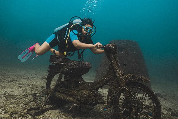 Goda Gala Reef Sunken Bike